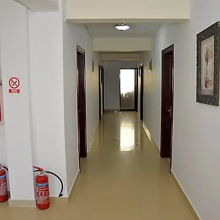 Impact Hotel 3*