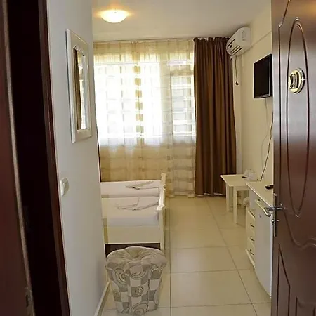 Hotel Impact 3*