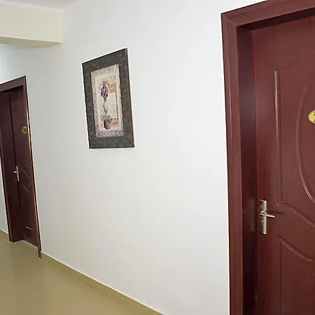 Impact Hotel 3*